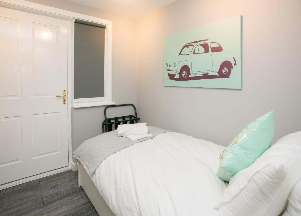 Malone Place Apartment Белфаст Екстериор снимка