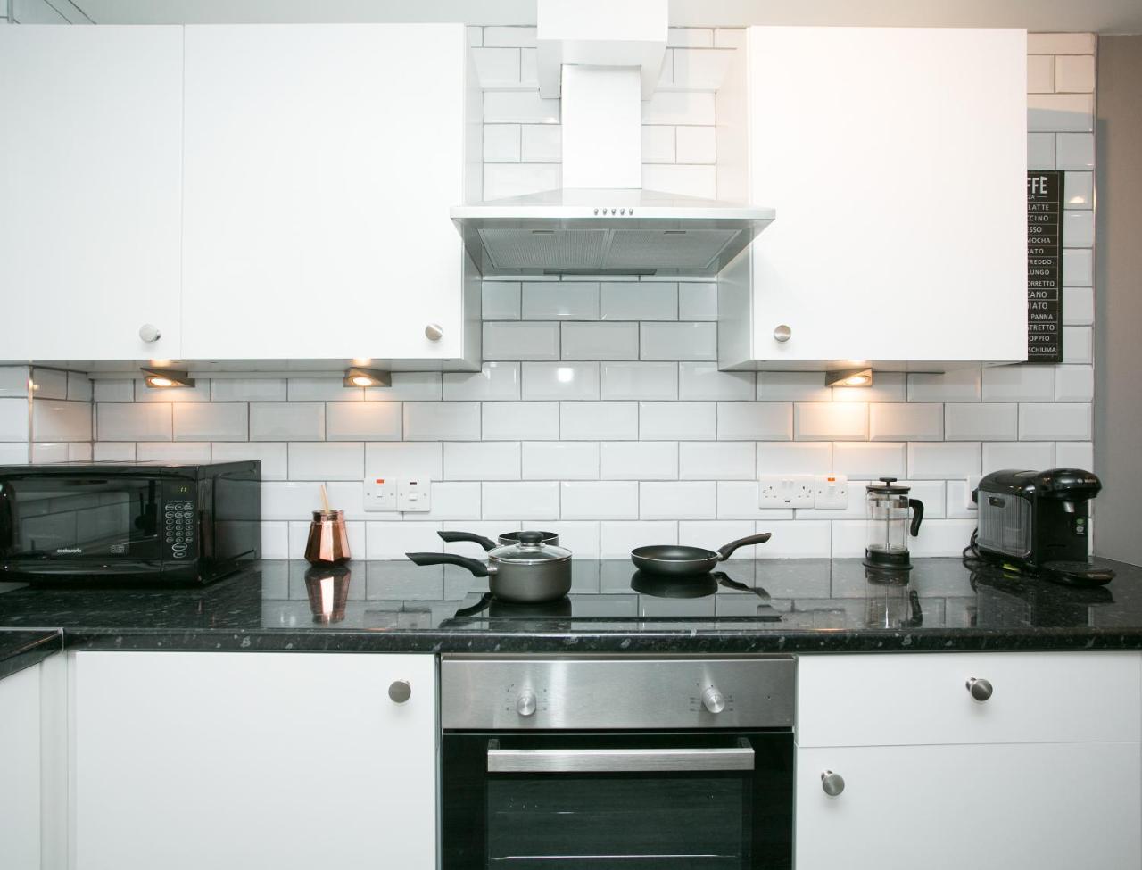 Malone Place Apartment Белфаст Екстериор снимка