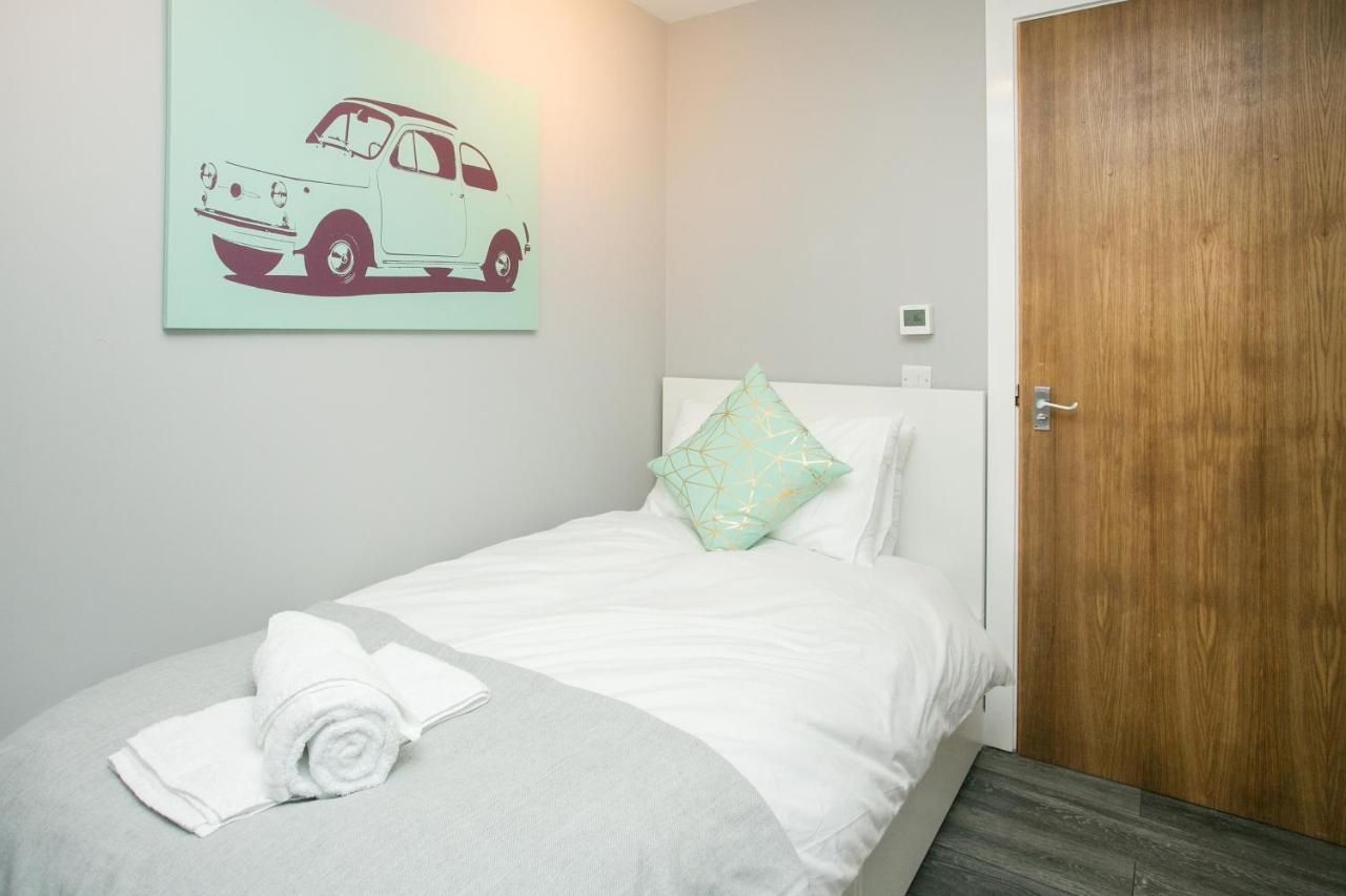 Malone Place Apartment Белфаст Екстериор снимка