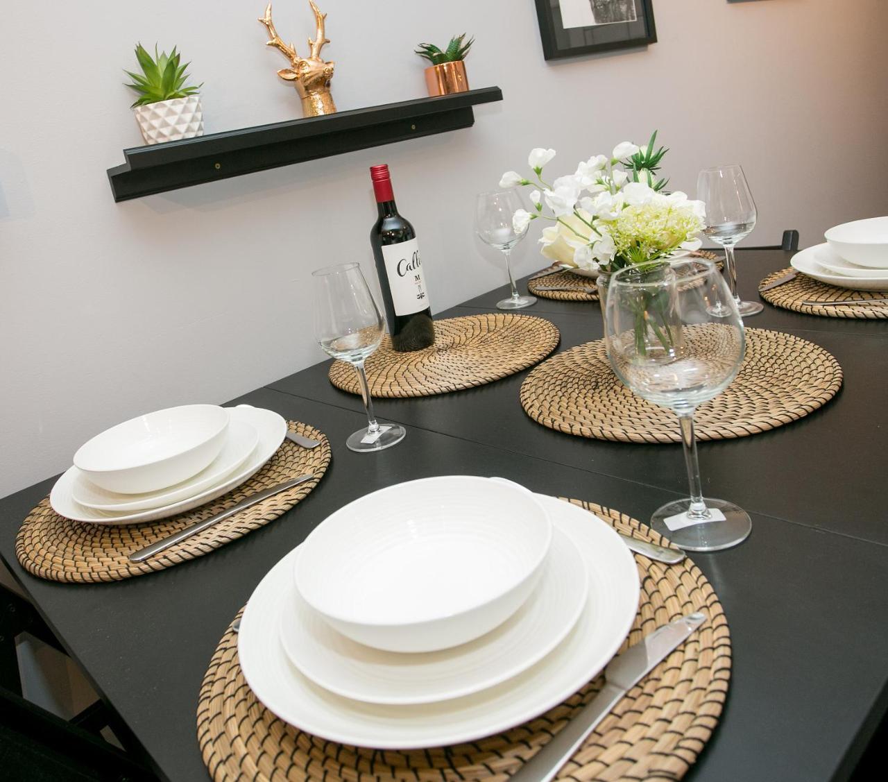 Malone Place Apartment Белфаст Екстериор снимка